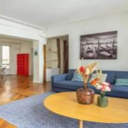 Parisian For 6 Pers By Askmefrance Παρίσι